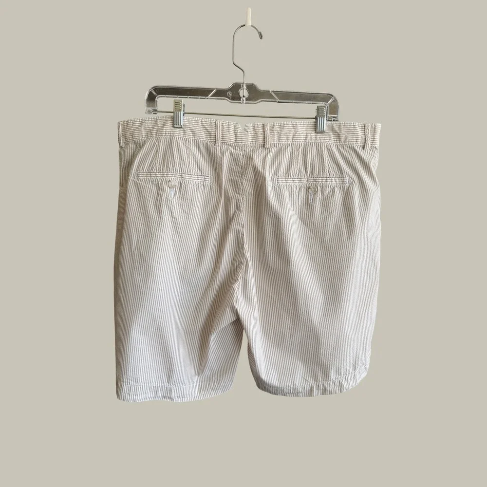 Cremieux Mens Tan White Seersucker Striped Cotton Shorts Size 40 Prep Coastal